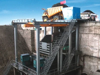 Semi-mobile crushing station